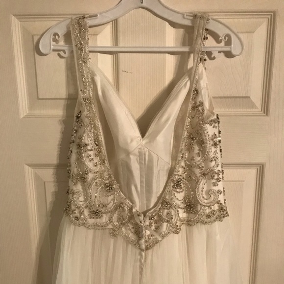 Used Christian Wu wedding dress - Picture 5 of 8